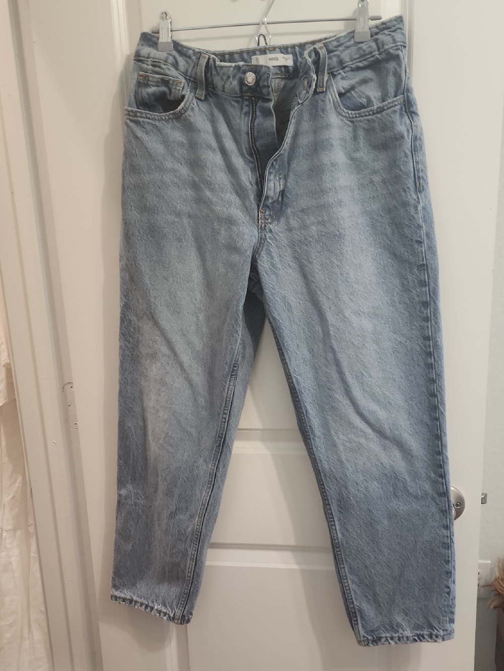 Light Wash High-Rise Mom Jeans 10